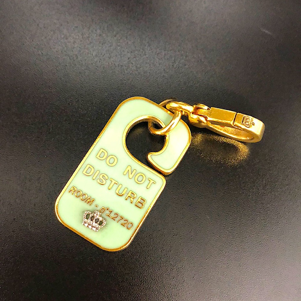 ORIGINAL,AUTHENTIC CIRCA 2000 JUICY COUTURE CHARM
